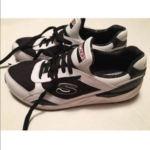 Skechers Women’s Sneakers Size 8.5